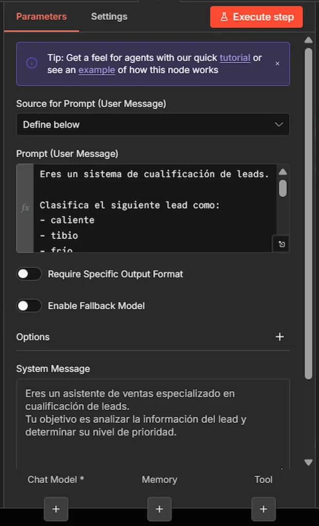 Nodo de n8n con prompt de inteligencia artificial para cualificación automática de leads